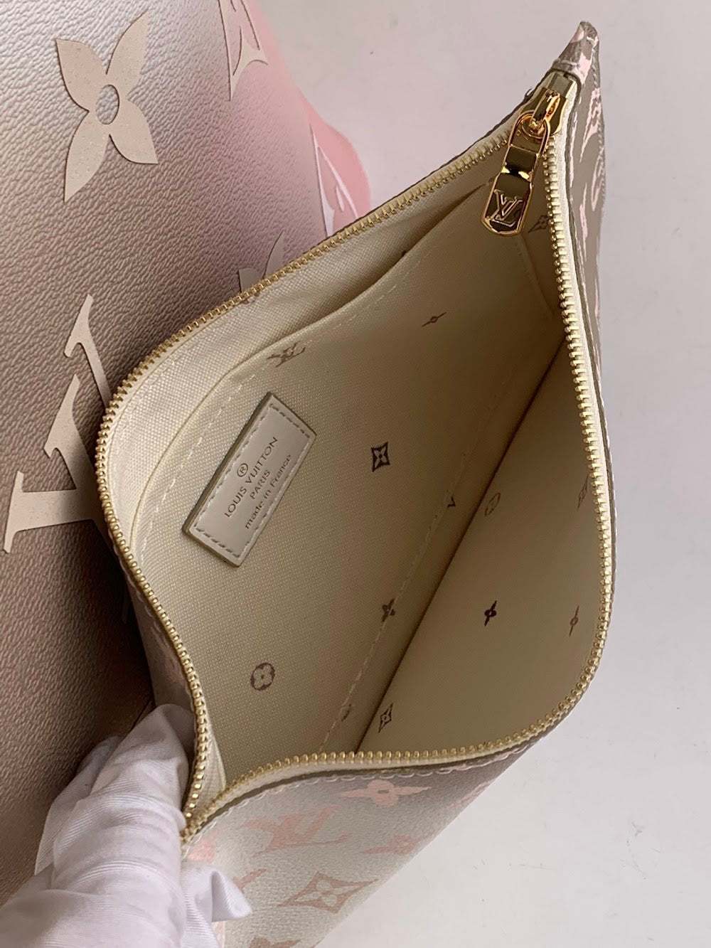 Dragons Bags ln Luxury Bag --67515