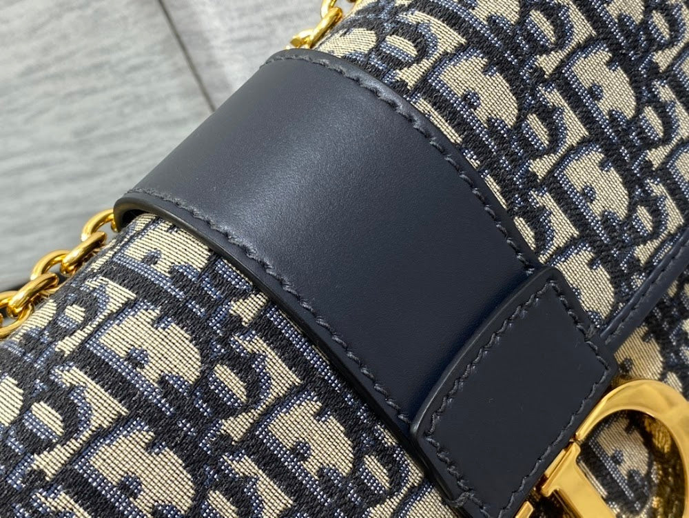 Dragons BagsDiorn Luxury Bag --115688