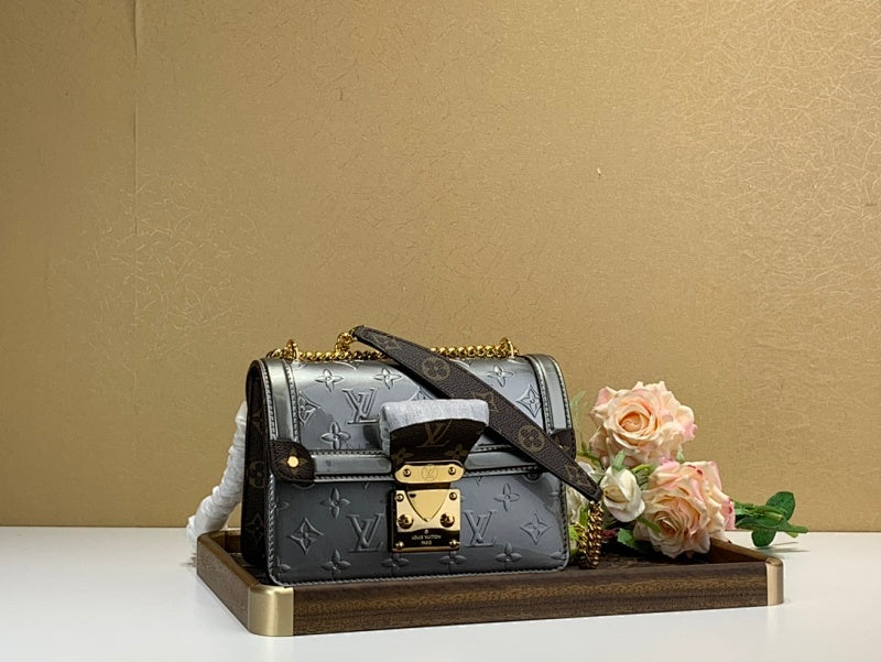 Dragons Bags ln Luxury Bag --59324