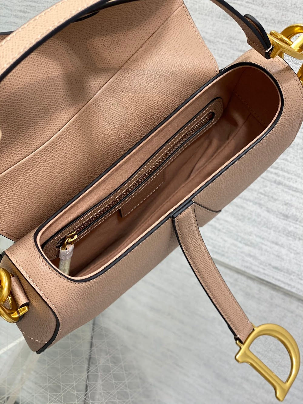 Dragons BagsDiorn Luxury Bag --115006