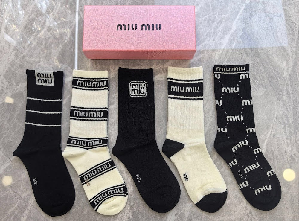 Dragons Bags Premium Luxury Socks --98421