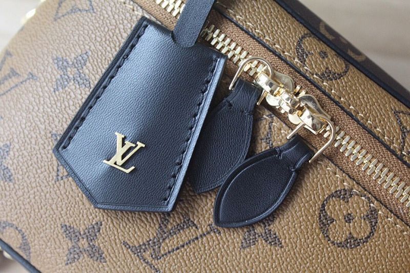 Dragons Bags ln Luxury Bag --56641