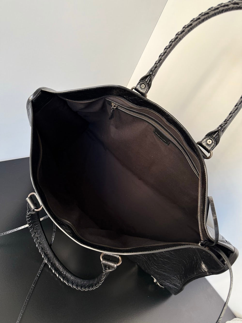Dragons Bags Balenciaga Luxury Bag --111533