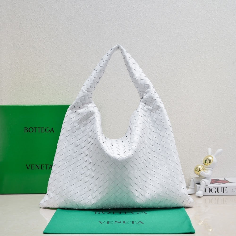 new-luxury-designer-bags-nm10560