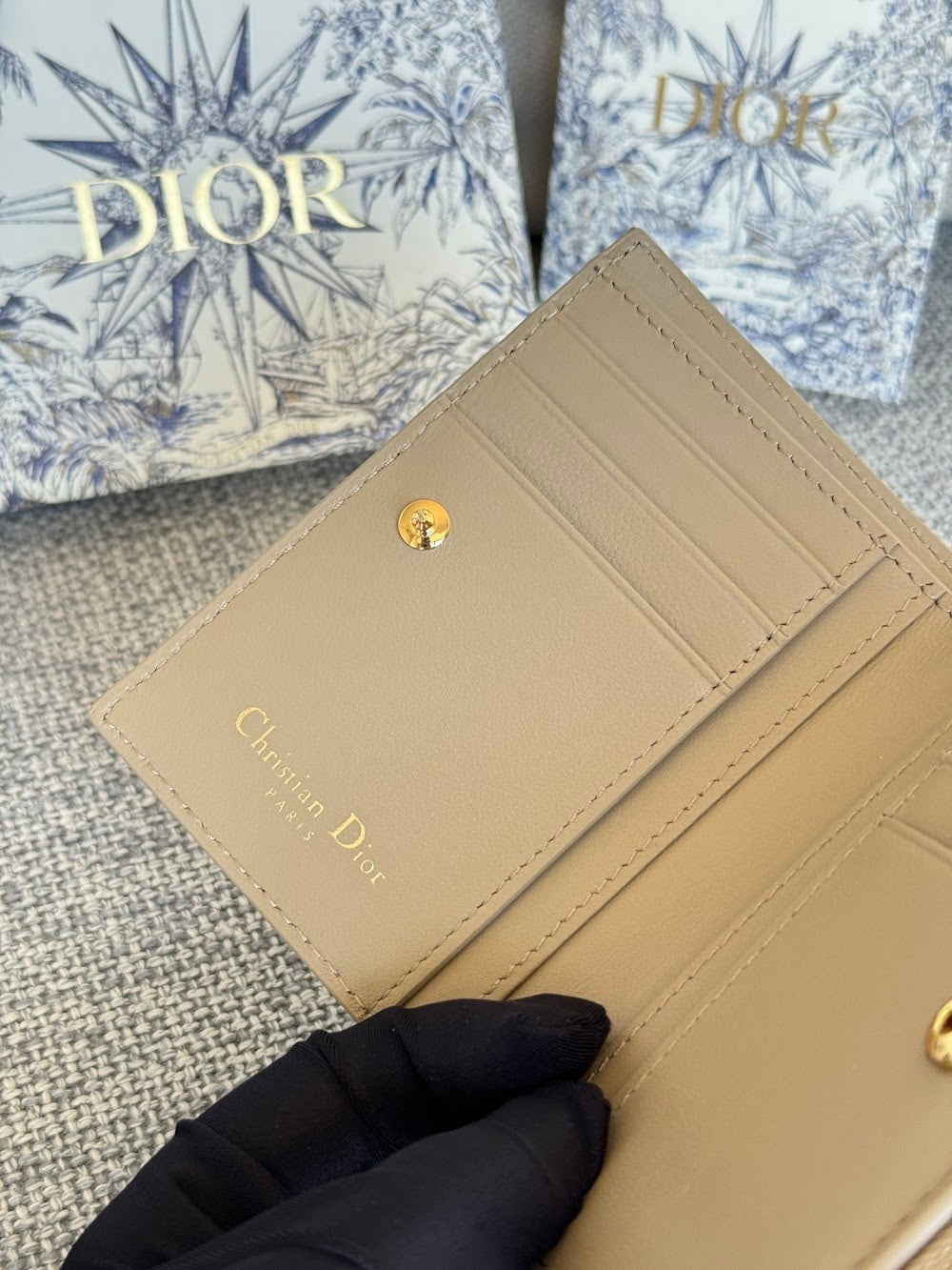 Dragons BagsDiorn Luxury Bag --115128