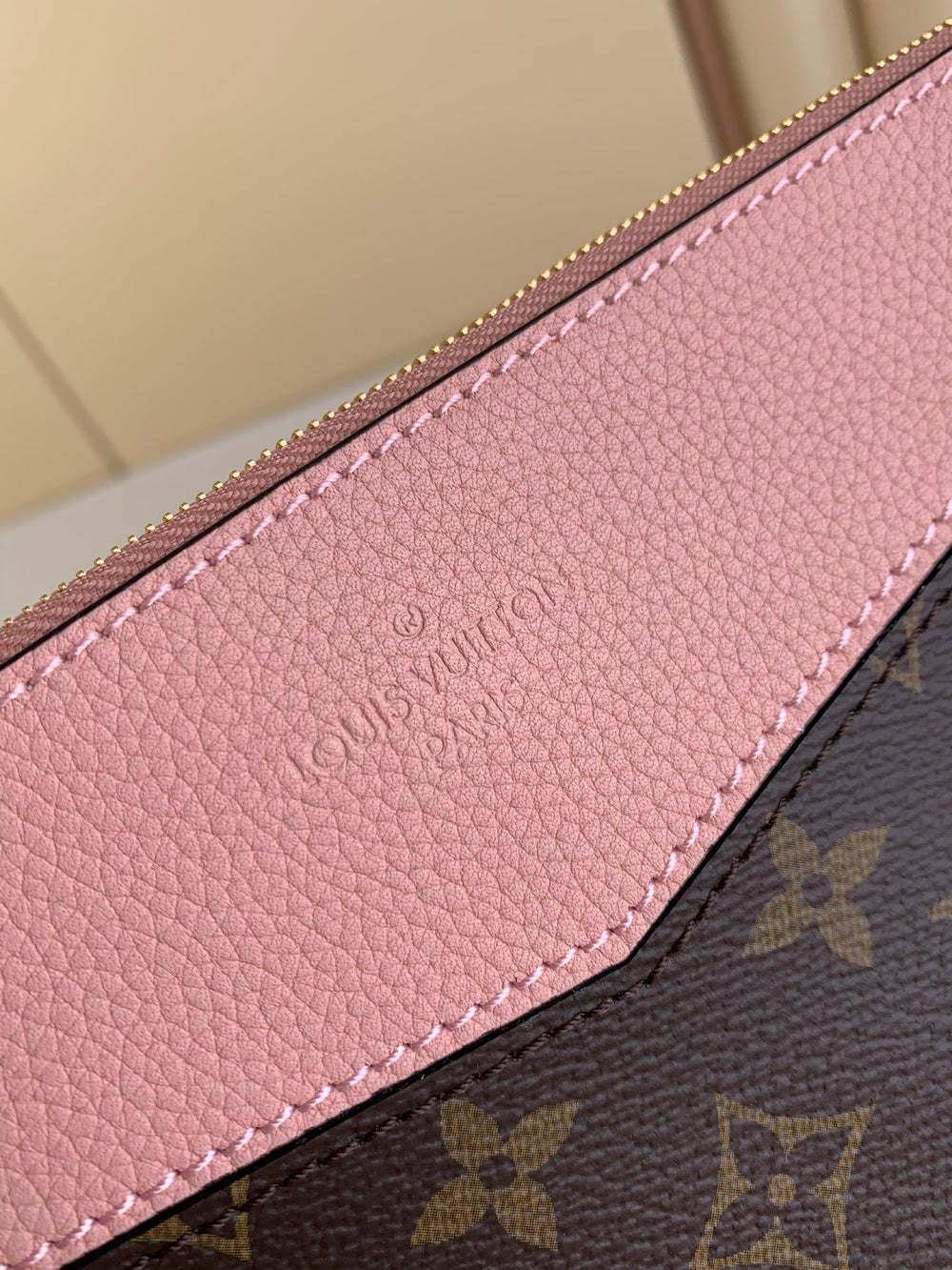 Dragons Bags ln Luxury Bag --61384