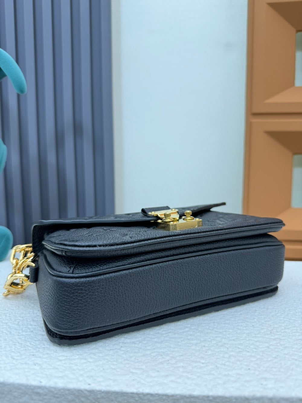 Dragons Bags ln Luxury Bag --81399