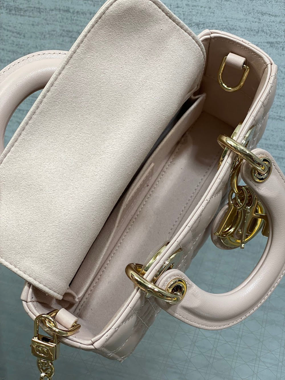 Dragons BagsDiorn Luxury Bag --116192