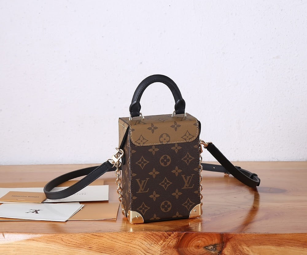 Dragons Bags ln Luxury Bag --97319