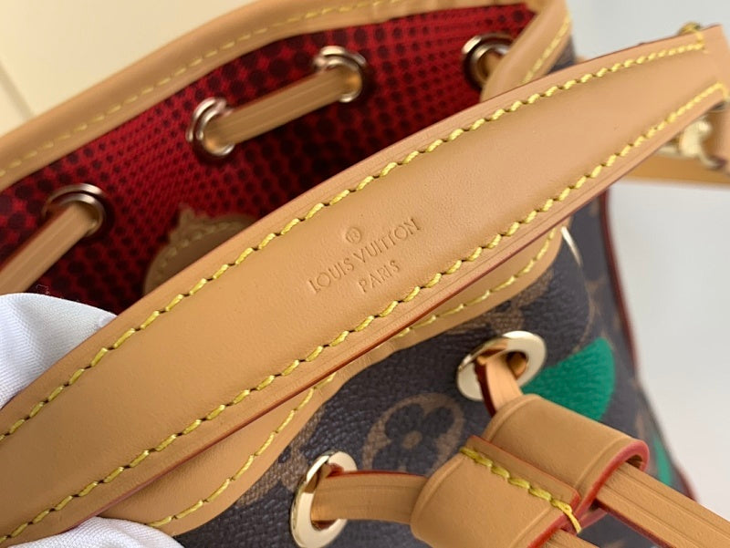 Dragons Bags ln Luxury Bag --61386
