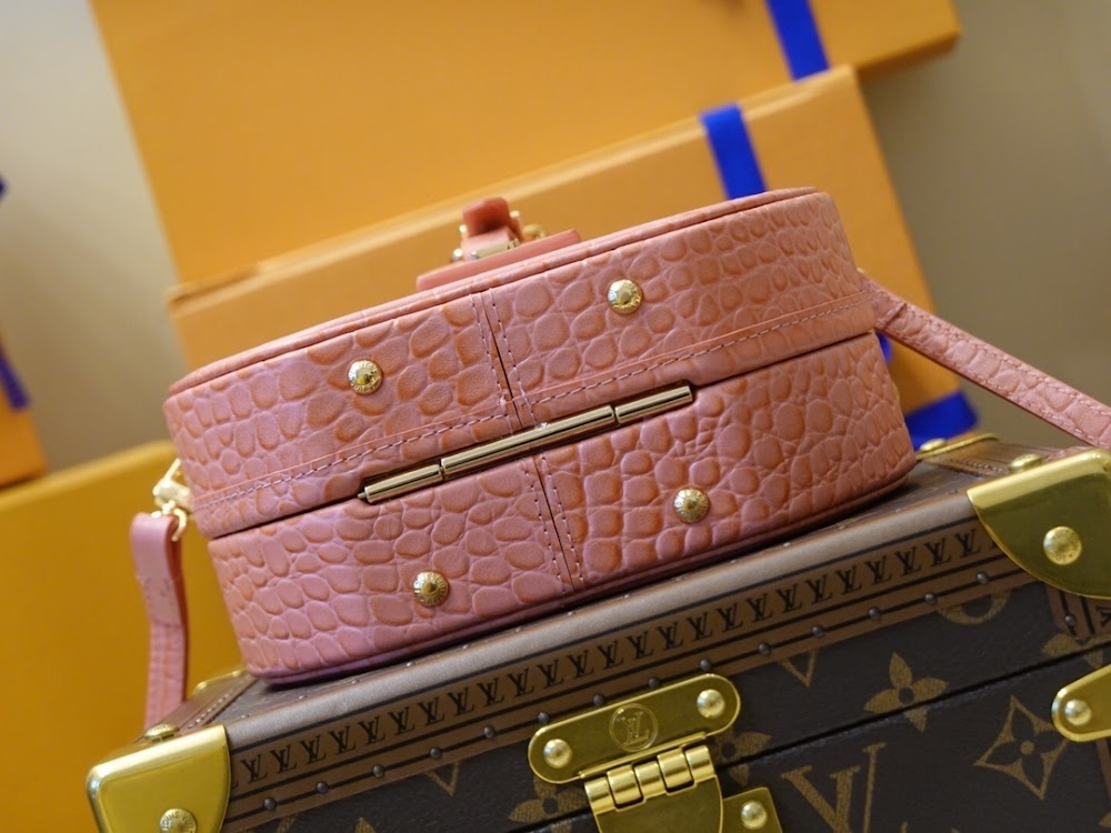 Dragons Bags ln Luxury Bag --60218