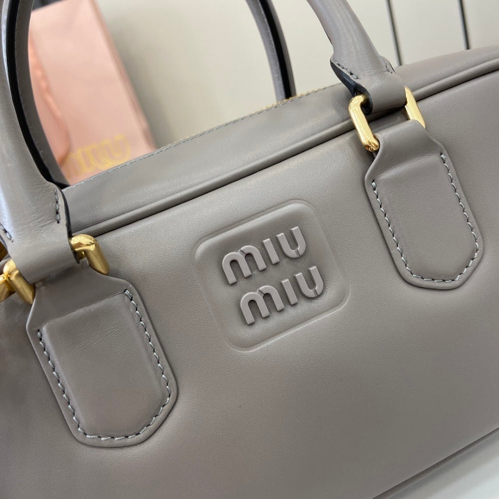 Dragons Bags Miun Miun Luxury Bag --122191