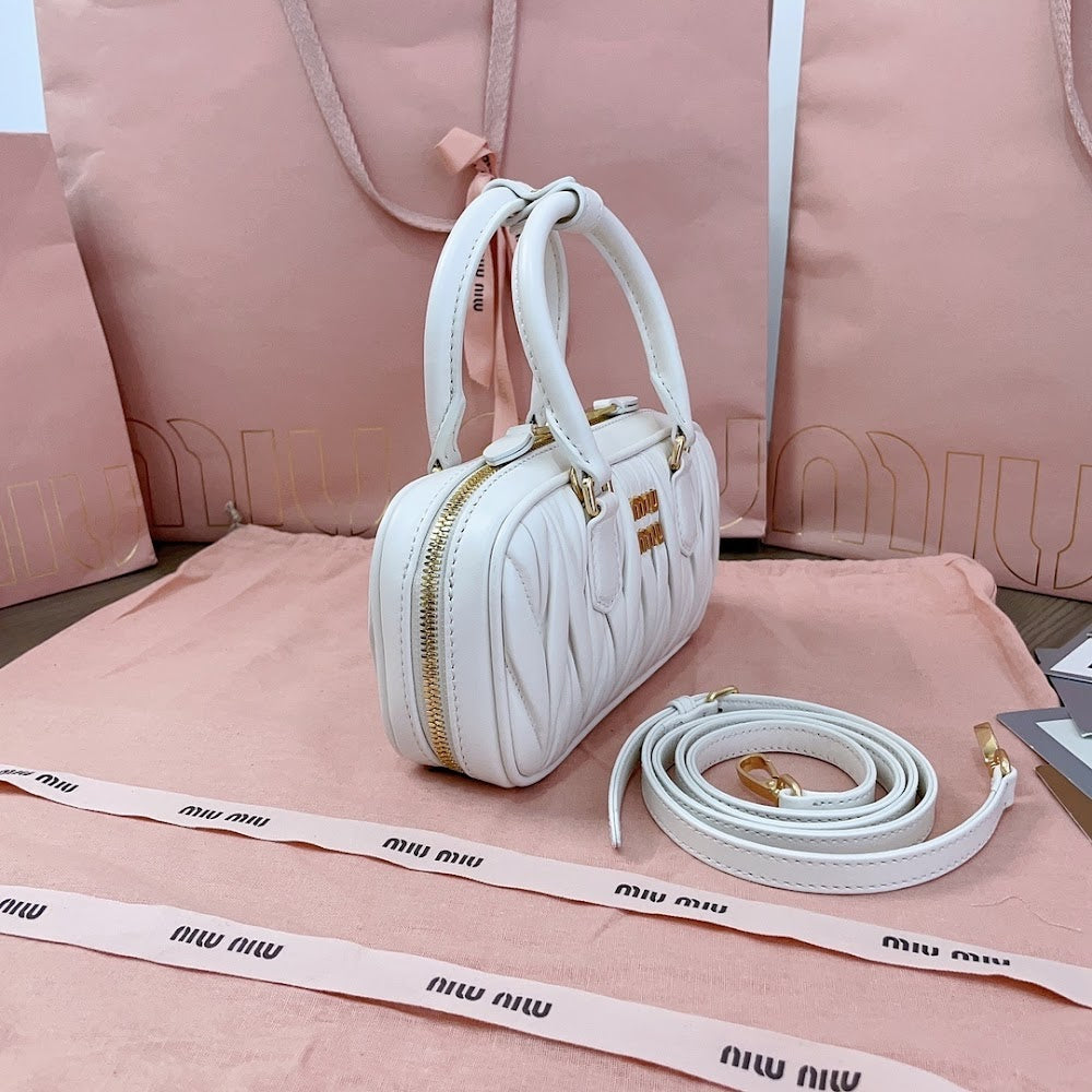 Dragons Bags Miun Miun Luxury Bag --123335