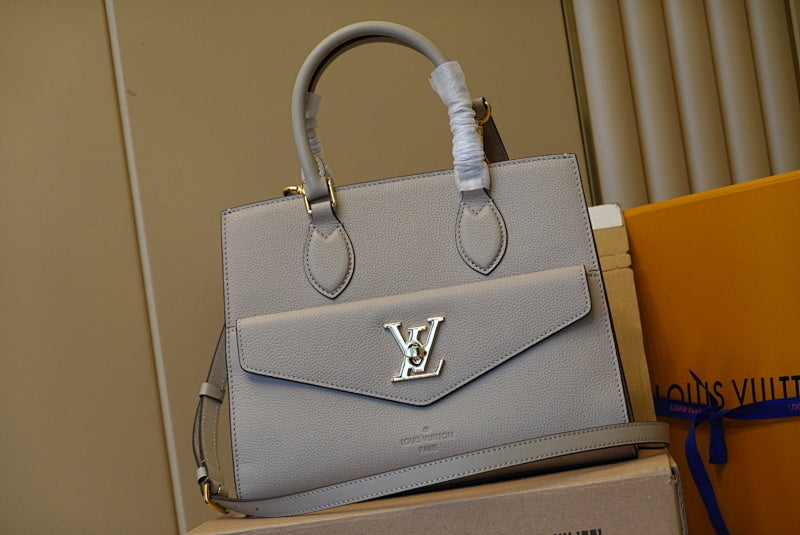 Dragons Bags ln Luxury Bag --60005