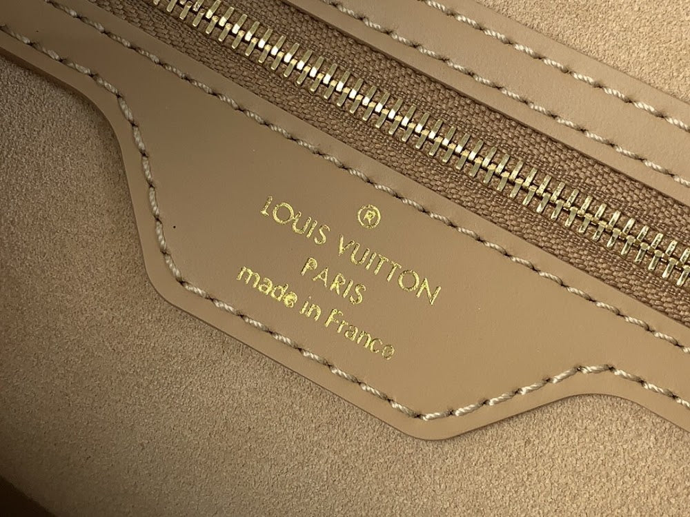 Dragons Bags ln Luxury Bag --62462