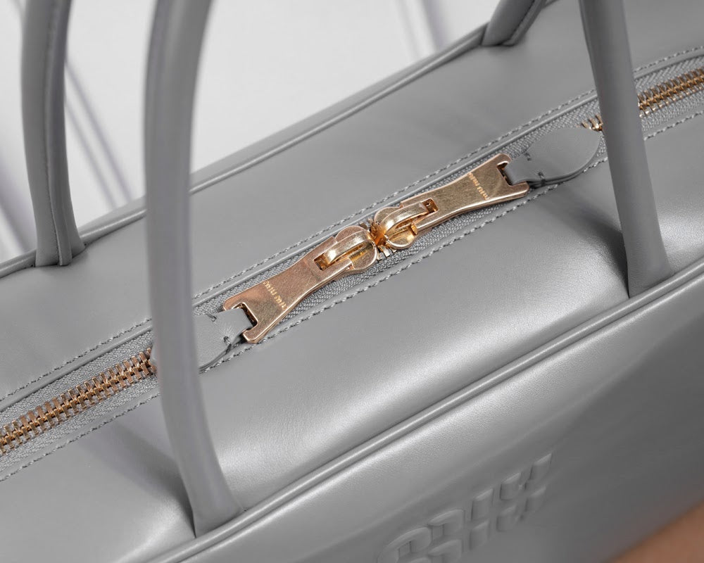 Dragons Bags Miun Miun Luxury Bag --123356