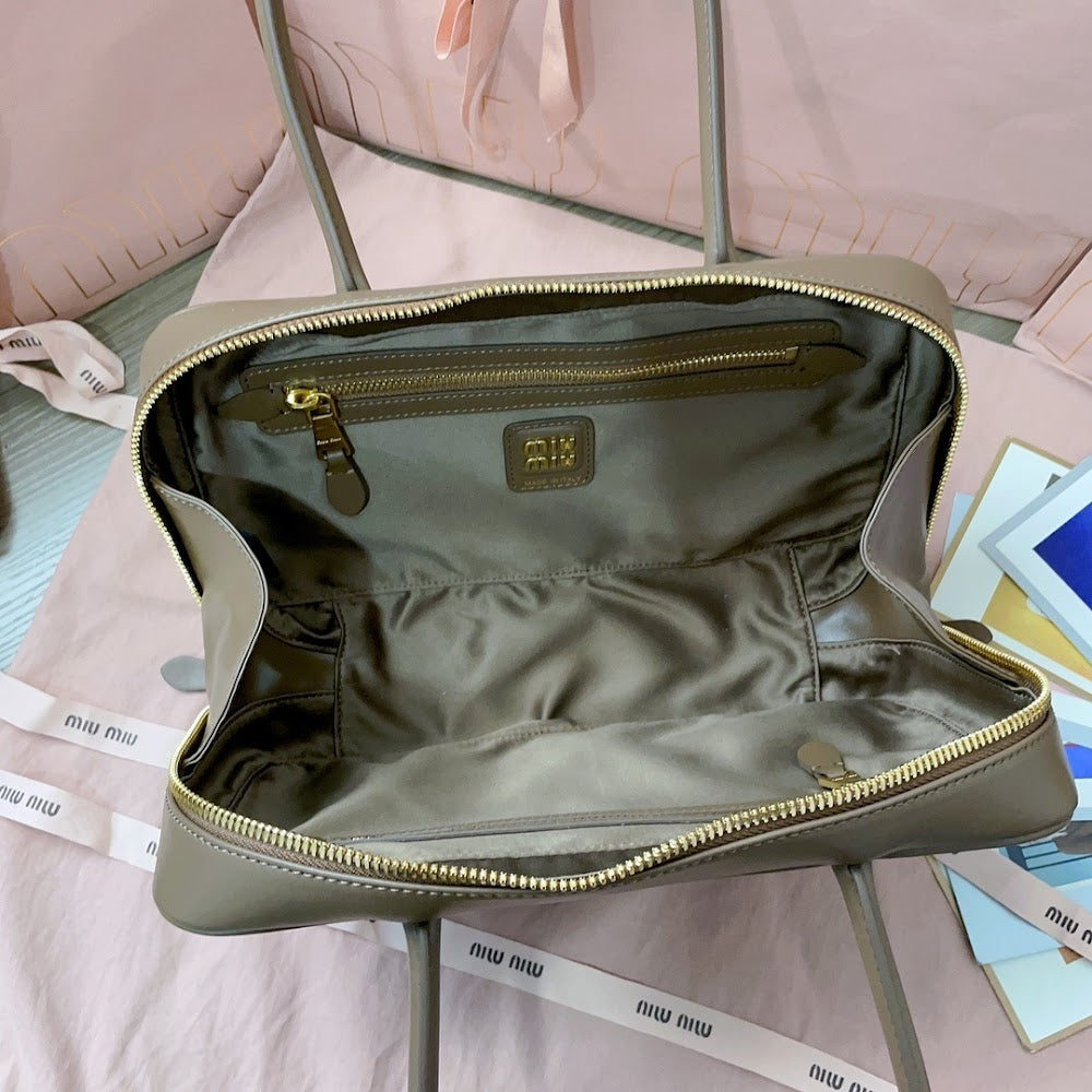 Dragons Bags Miun Miun Luxury Bag --123075