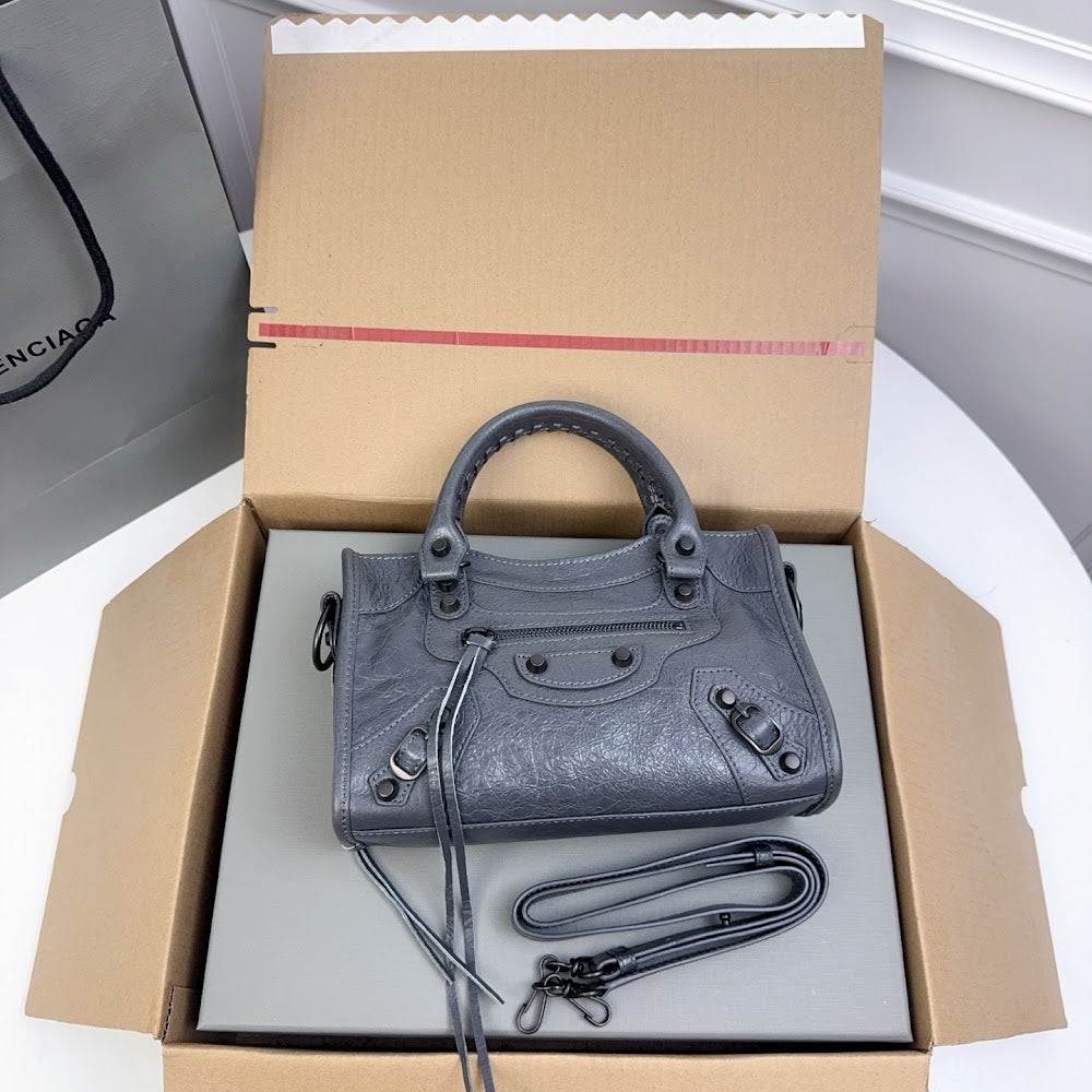 Dragons Bags Balenciaga Luxury Bag --110971