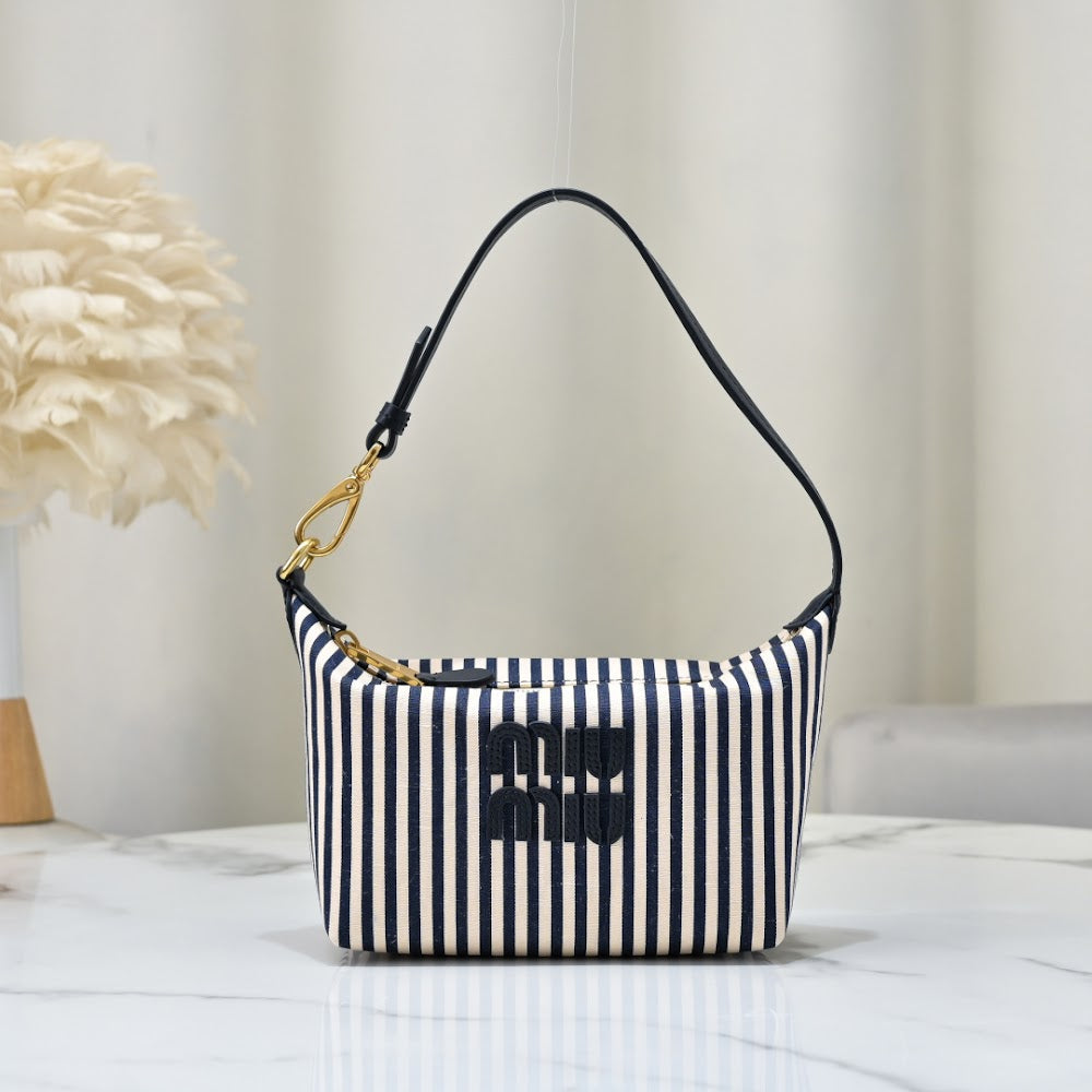 Dragons Bags Miun Miun Luxury Bag --123732