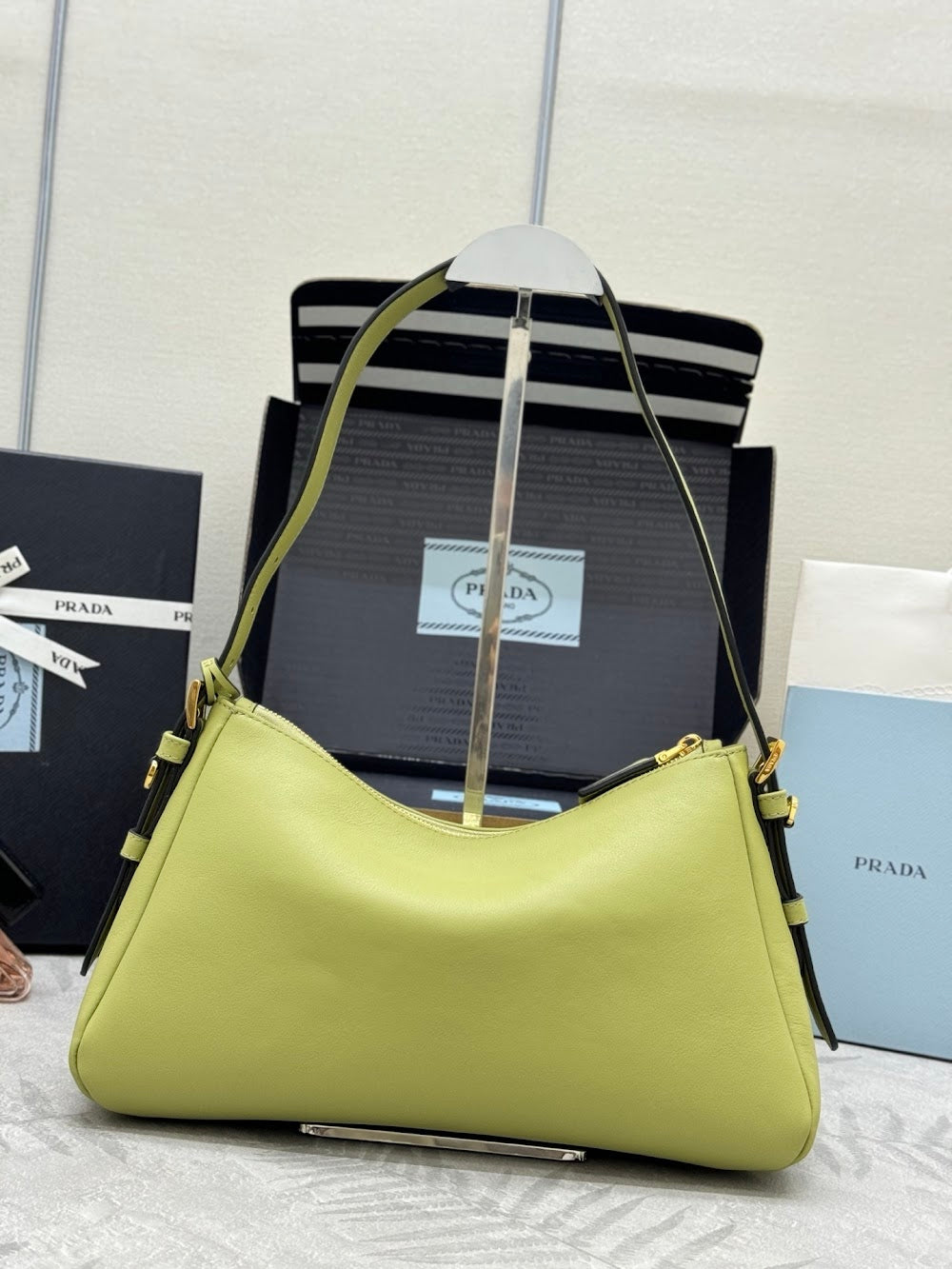Dragons Bags Pradn Luxury Bag --101424