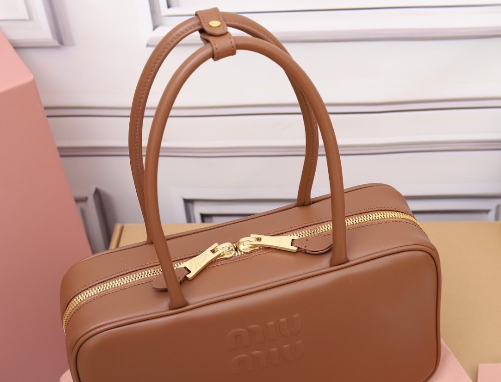 Dragons Bags Miun Miun Luxury Bag --122774