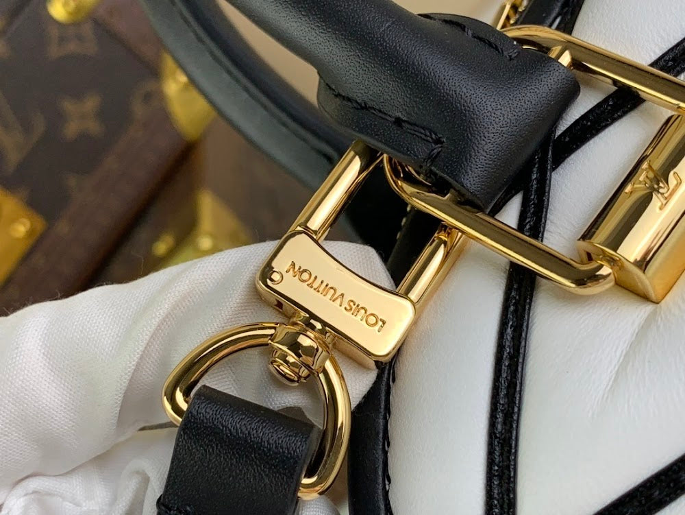 Dragons Bags ln Luxury Bag --68691