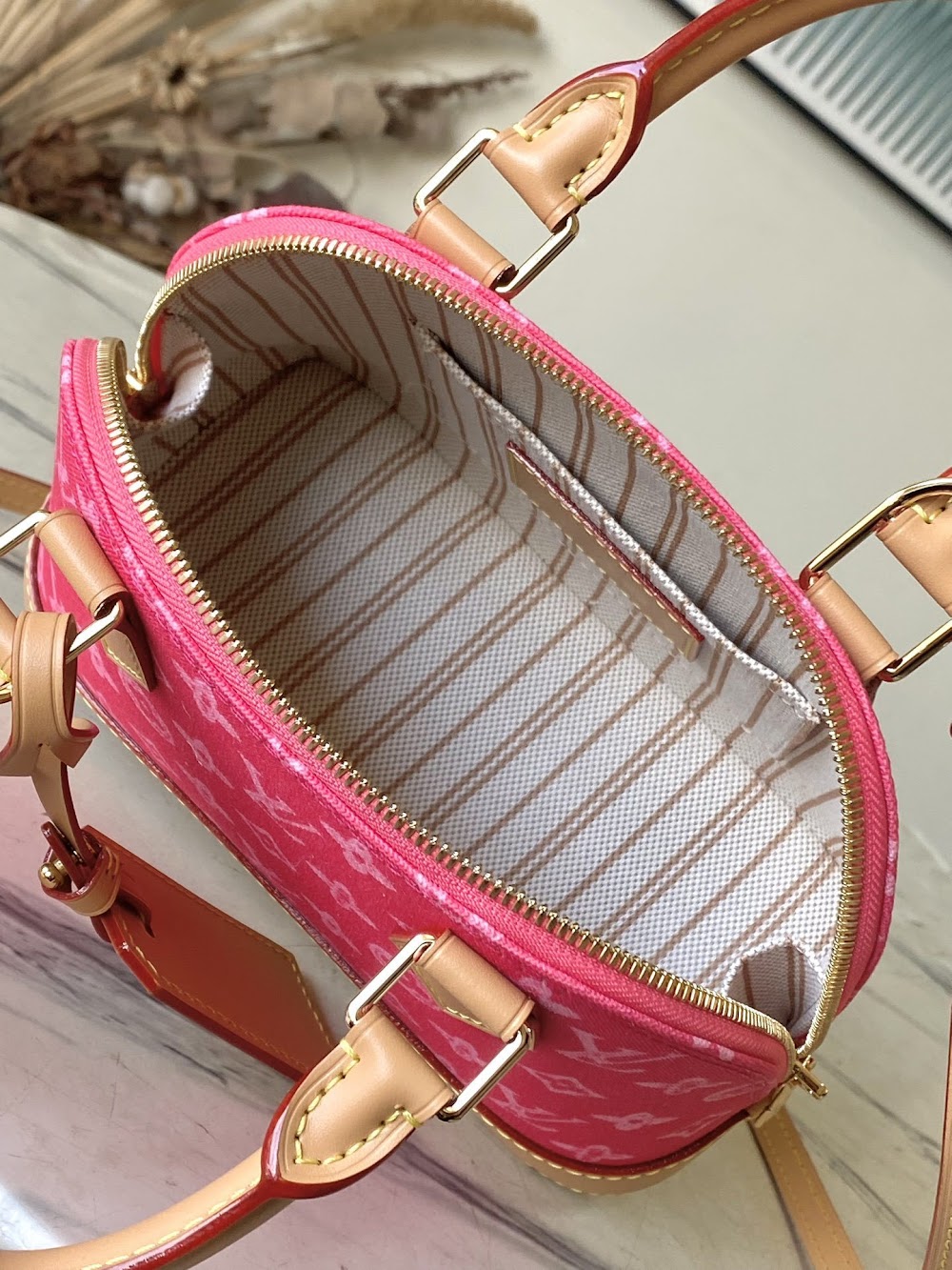 Dragons Bags ln Luxury Bag --95825