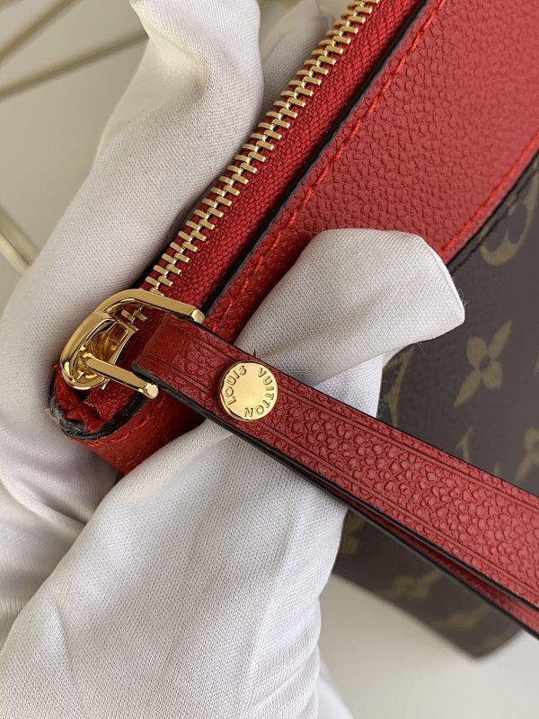 Dragons Bags ln Luxury Bag --61393