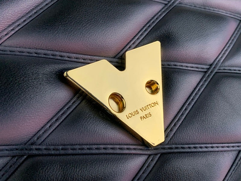 Dragons Bags ln Luxury Bag --68608