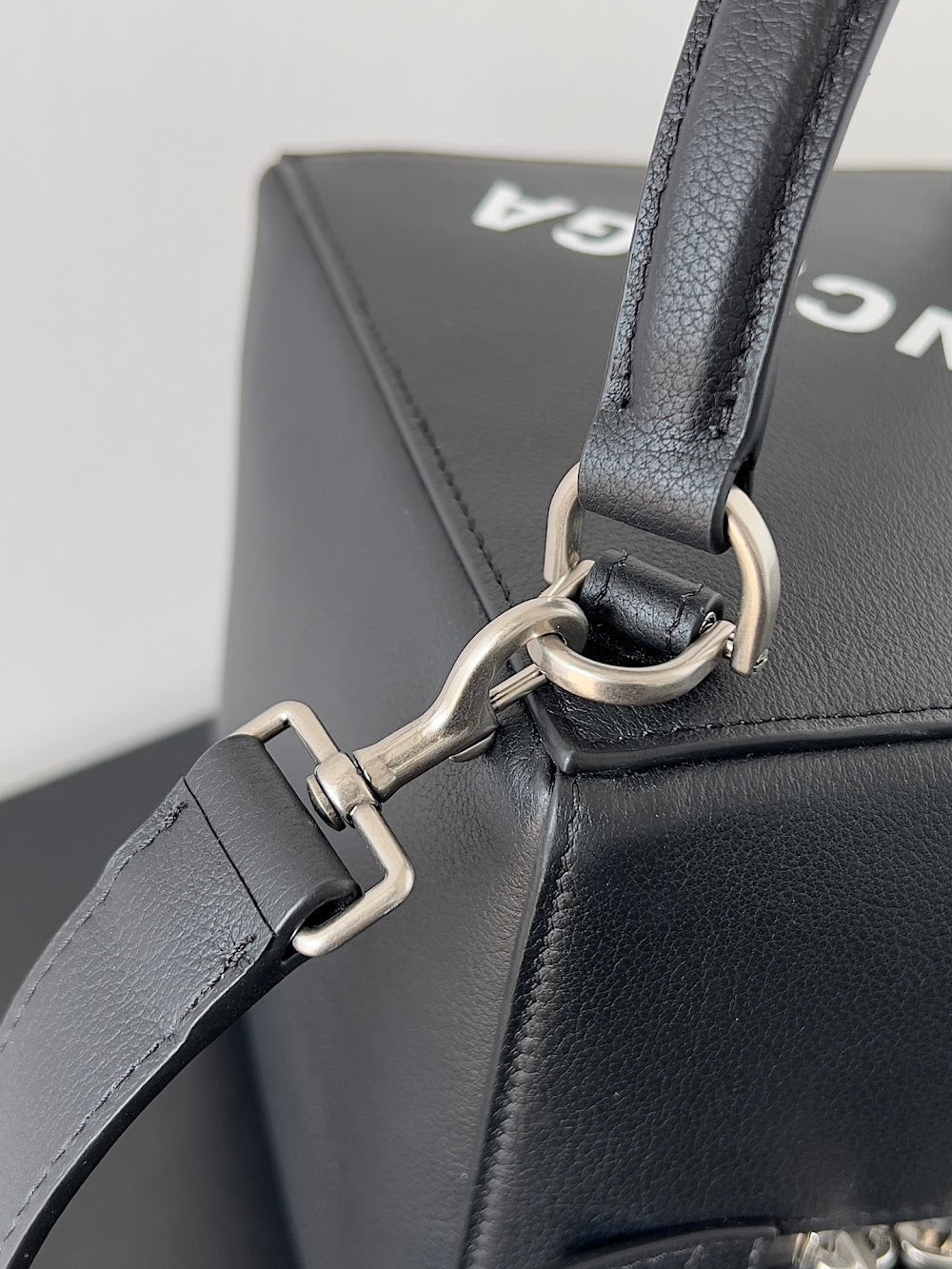 Dragons Bags Balenciaga Luxury Bag --111299
