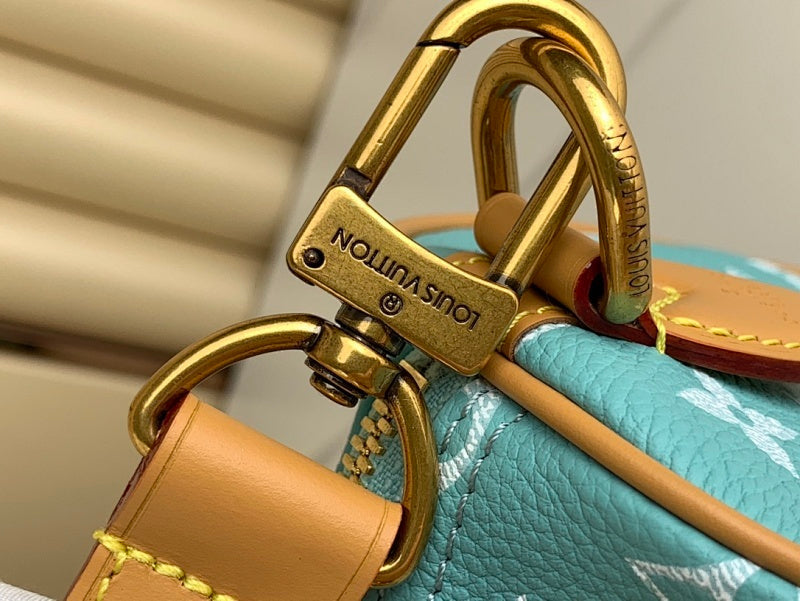 Dragons Bags ln Luxury Bag --62200
