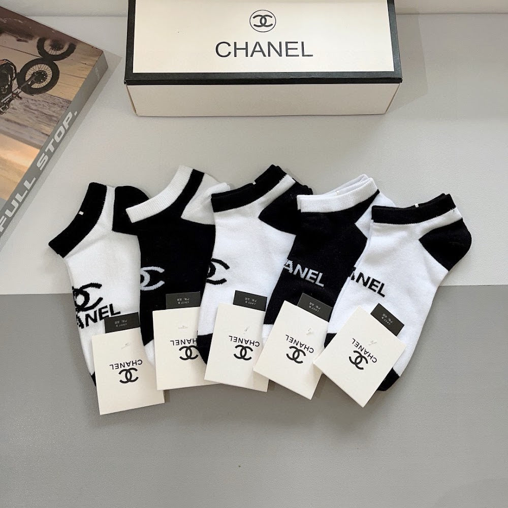 Dragons Bags Premium Luxury Socks --98206