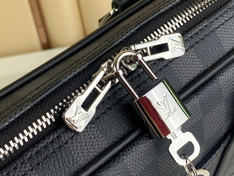 Dragons Bags ln Luxury Bag --61456