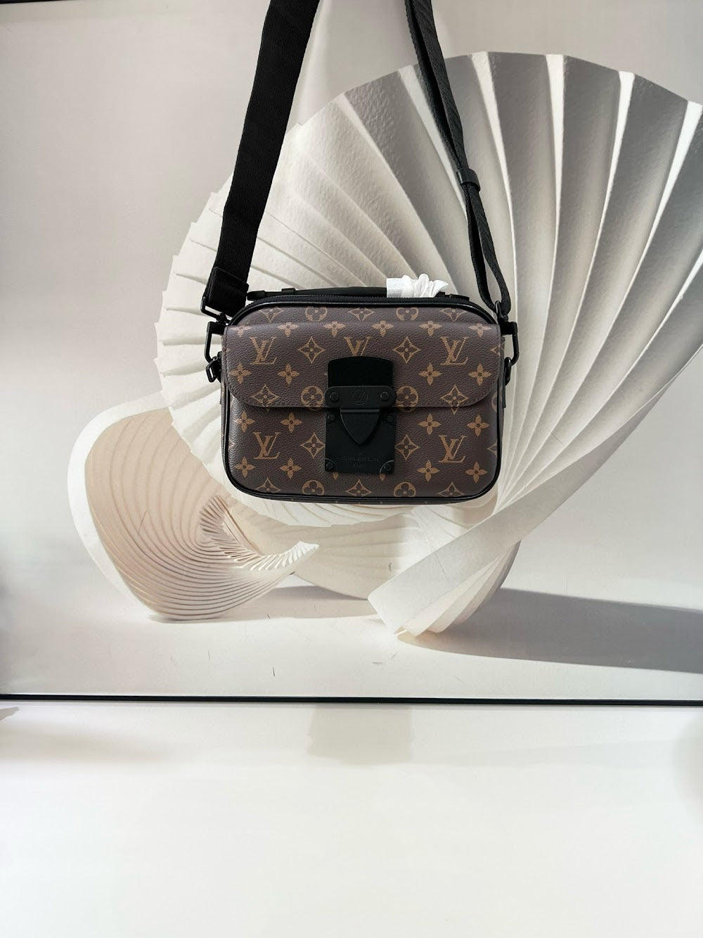 Dragons Bags ln Luxury Bag --70840