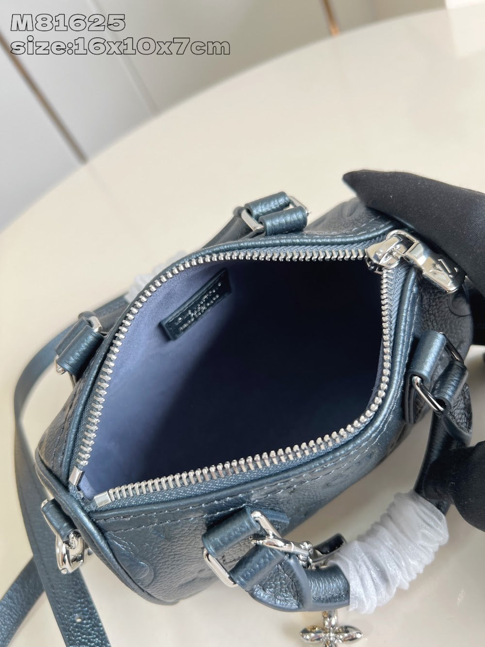 Dragons Bags ln Luxury Bag --97574