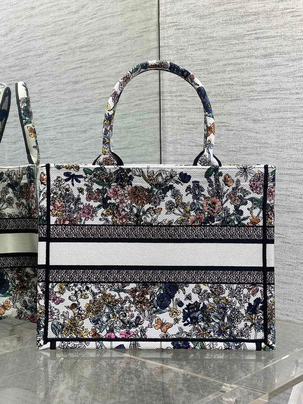 new-luxury-designer-bags-nm16860