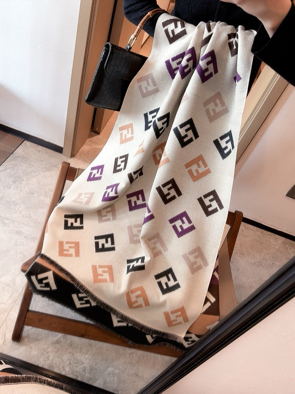 Dragons Bags Premium Designer Scarf --98780