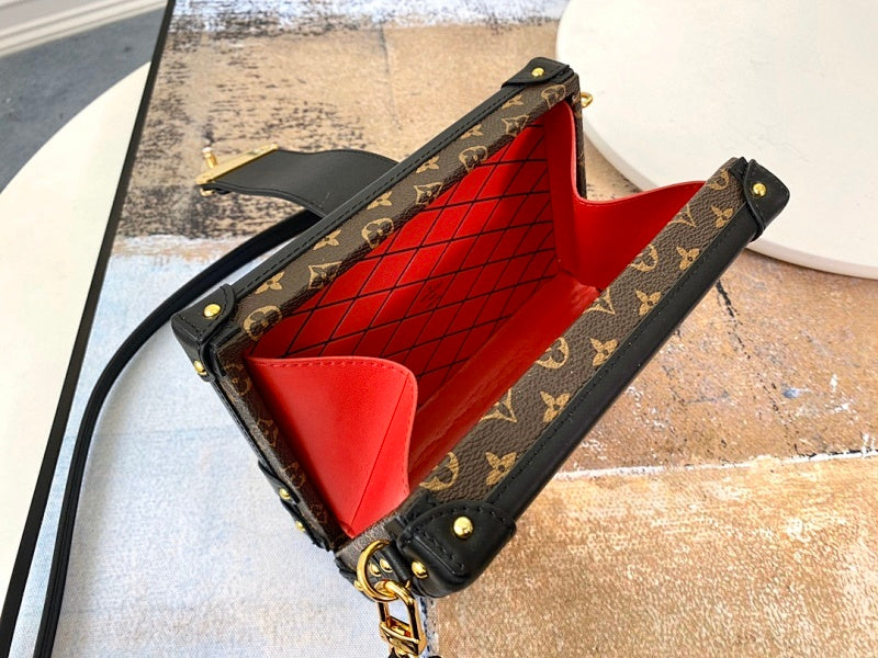 Dragons Bags ln Luxury Bag --56488