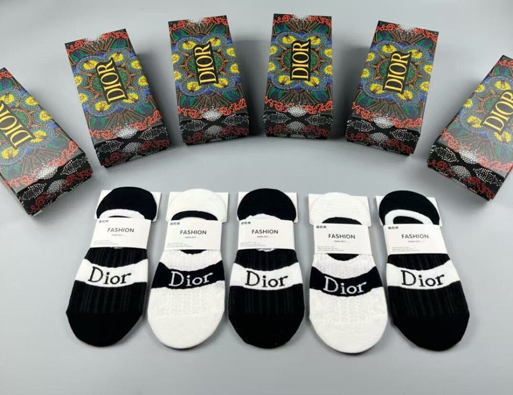 Dragons Bags Premium Luxury Socks --98198