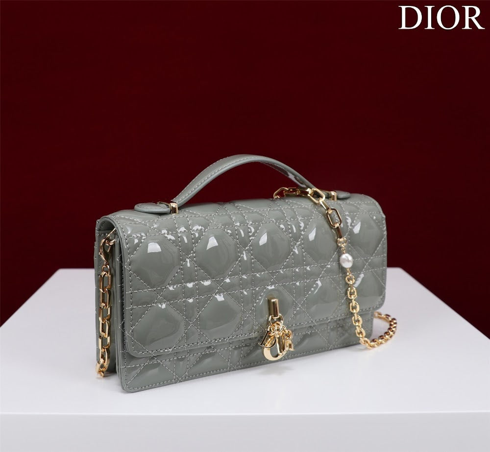 Dragons BagsDiorn Luxury Bag --116389