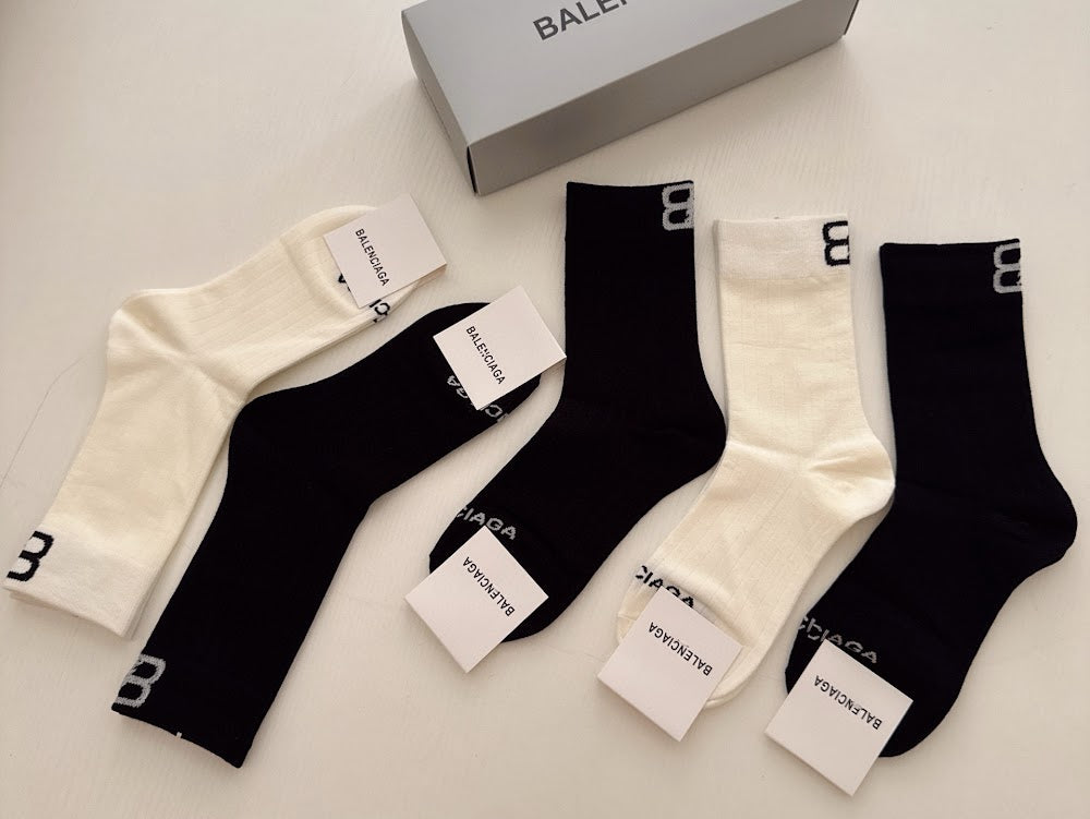 Dragons Bags Premium Luxury Socks --98525