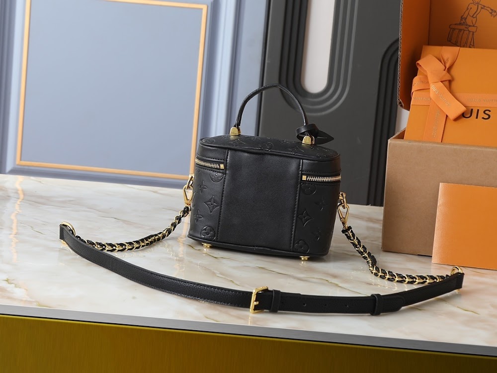 Dragons Bags ln Luxury Bag --77726