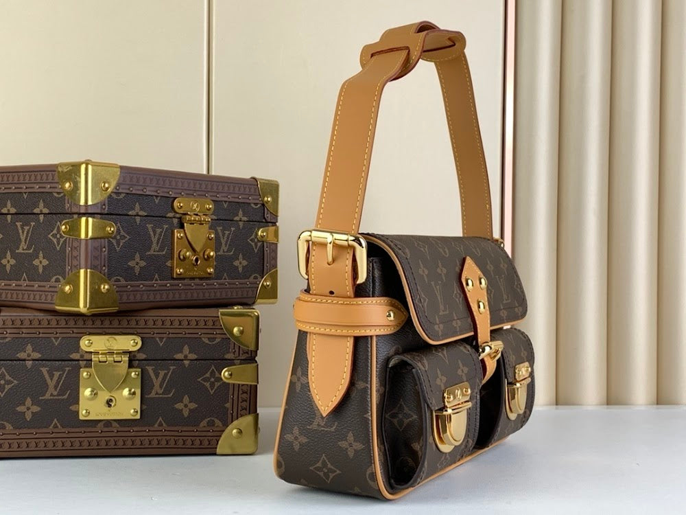 Dragons Bags ln Luxury Bag --68690