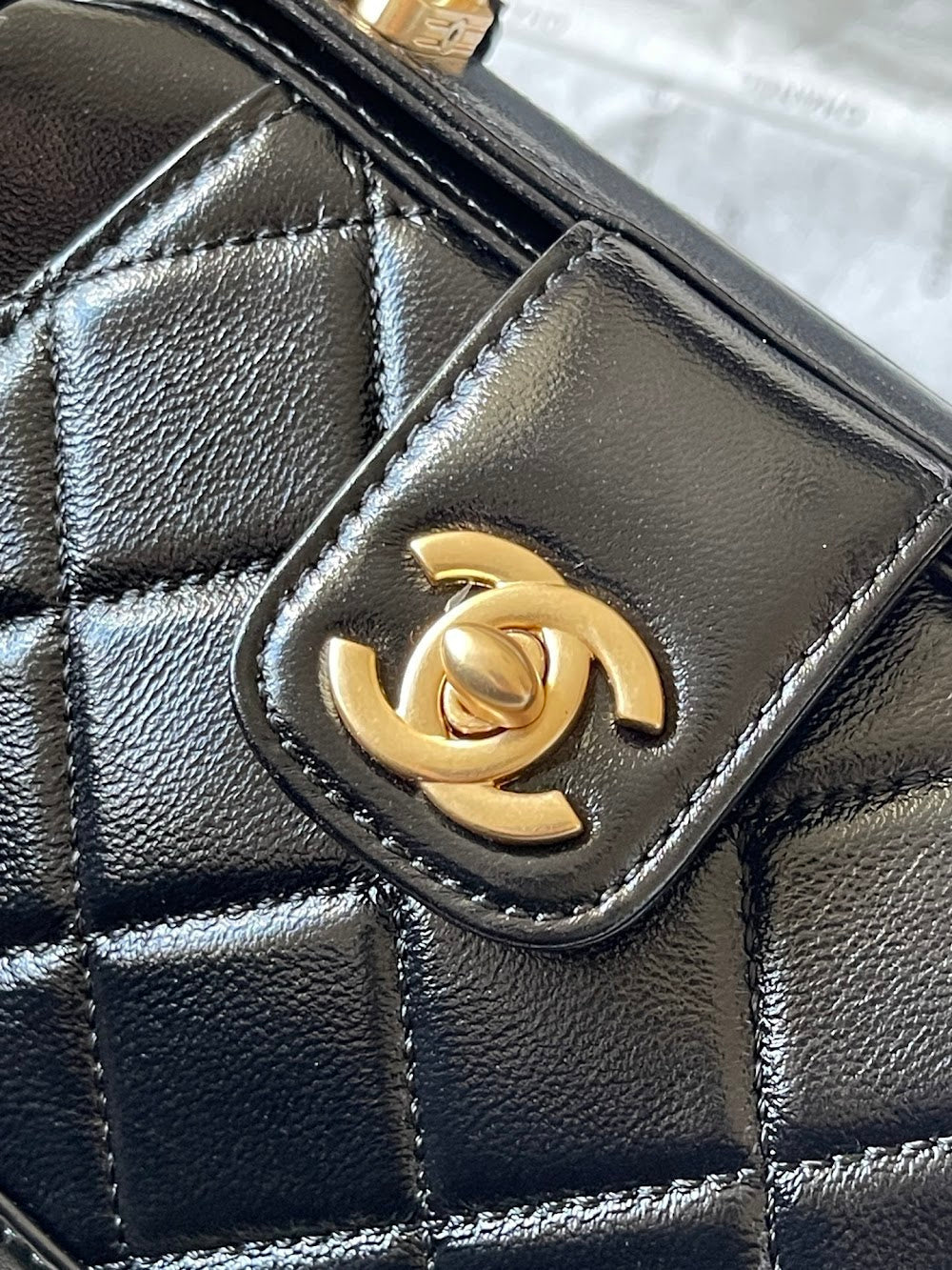 new-luxury-designer-bags-nm9412