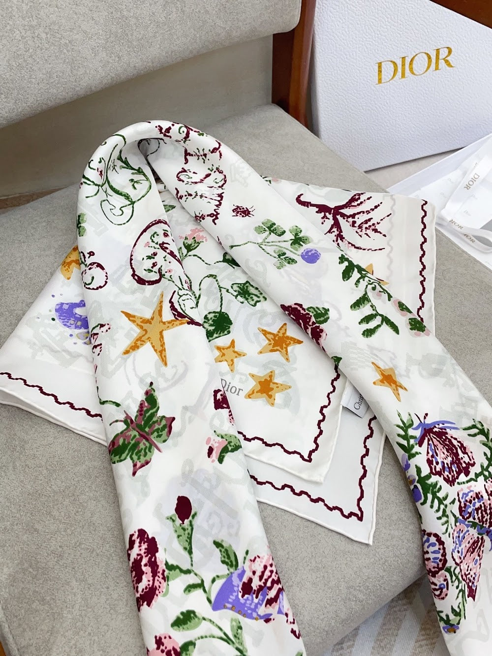 Dragons Bags Premium Designer Scarf --98782