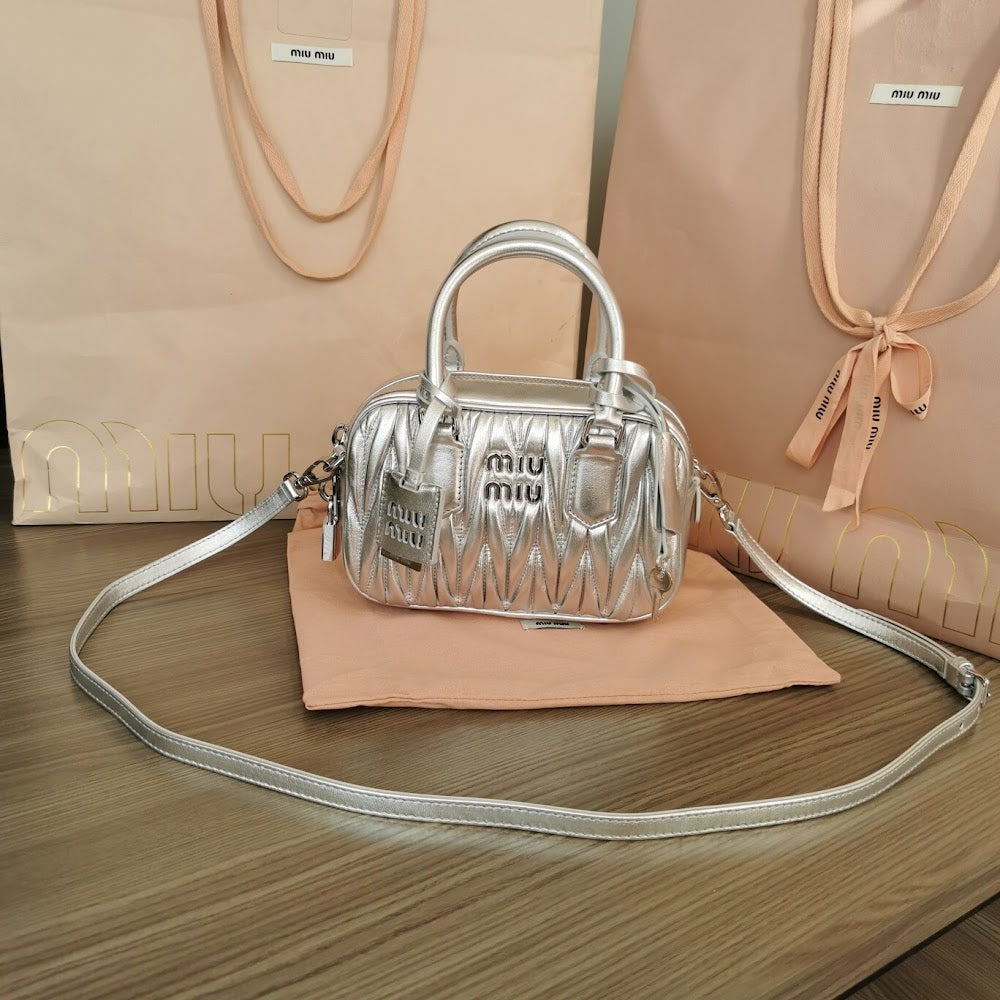Dragons Bags Miun Miun Luxury Bag --122693