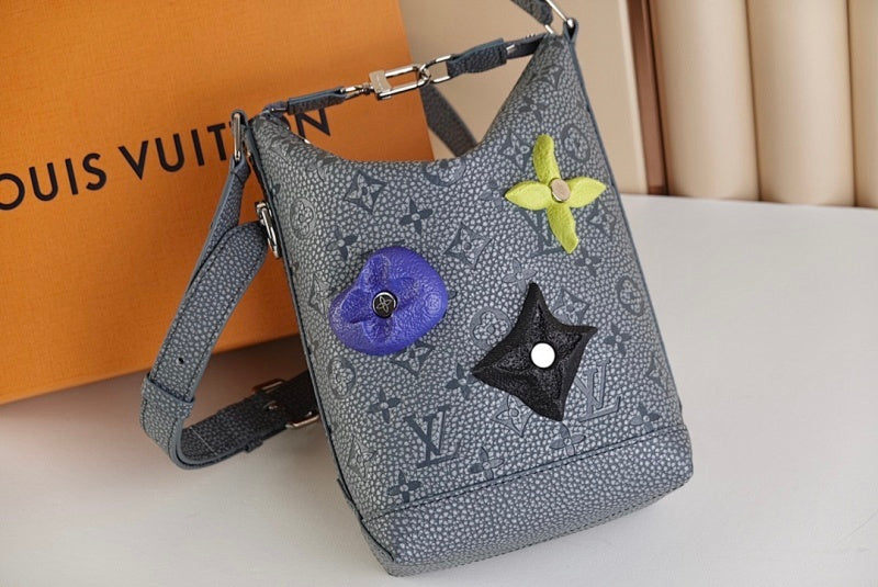 Dragons Bags ln Luxury Bag --67784