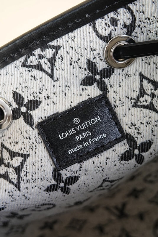 Dragons Bags ln Luxury Bag --67885