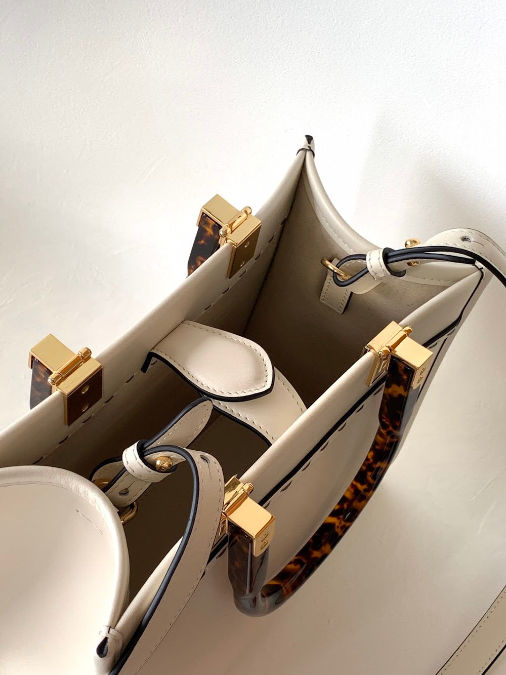 new-luxury-designer-bags-nm15013