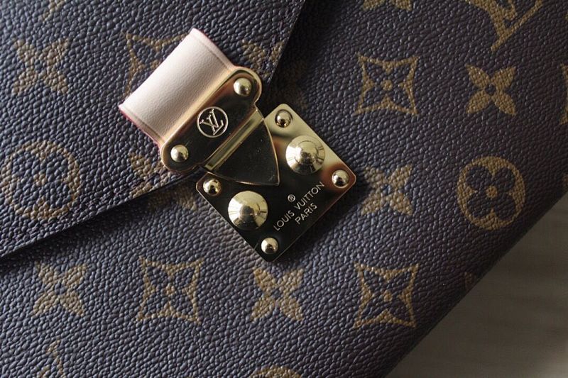 Dragons Bags ln Luxury Bag --58993